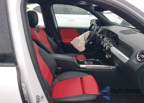 2021 Mercedes-Benz Glb 250 4Matic z USA, uszkodzony, nr VIN W1N4M4HBXMW111606